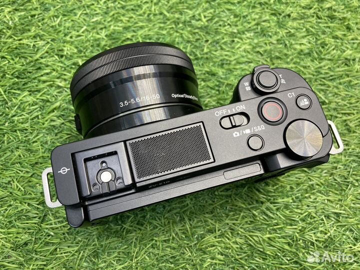 Sony ZV-E10 kit PZ 16-50mm OSS 1.200 кадров