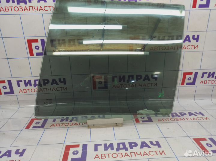Стекло двери задней левой Volvo XC90 30674344