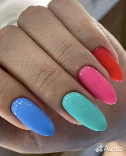 Наращивание ногтей, педикюр