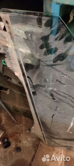 Стекло переднее левое Toyota Camry 40