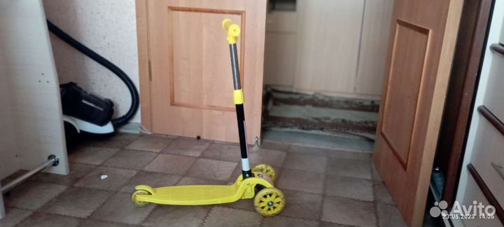 Самокат детский трехколесный бу