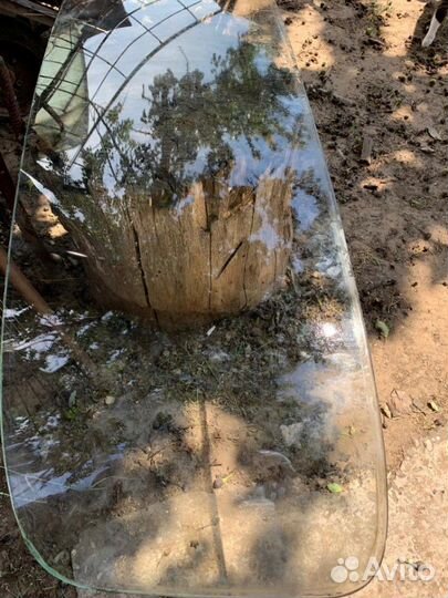 Стекло заднее на а/м 