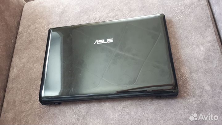 Ноутбук asus