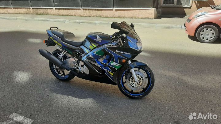 Хонда CBR 600 F3