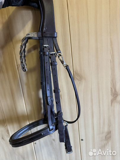 Уздечка для лошади