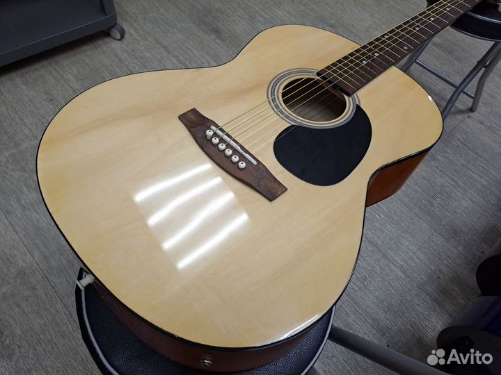 Гитара электроакустическая с подключением