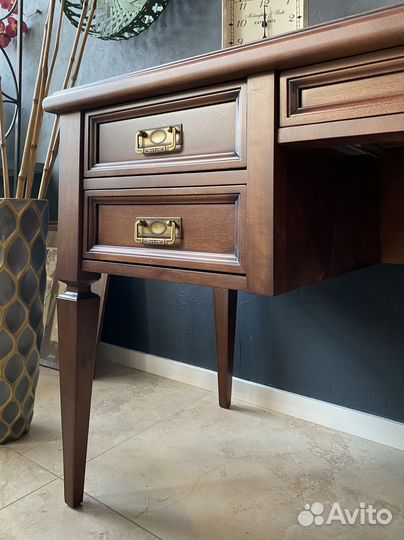 Стол письменный, рабочий, классика