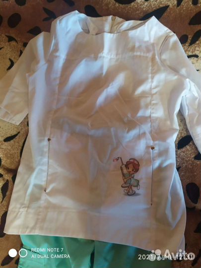 Медицинский костюм (для мастеров бьютииндустрии)