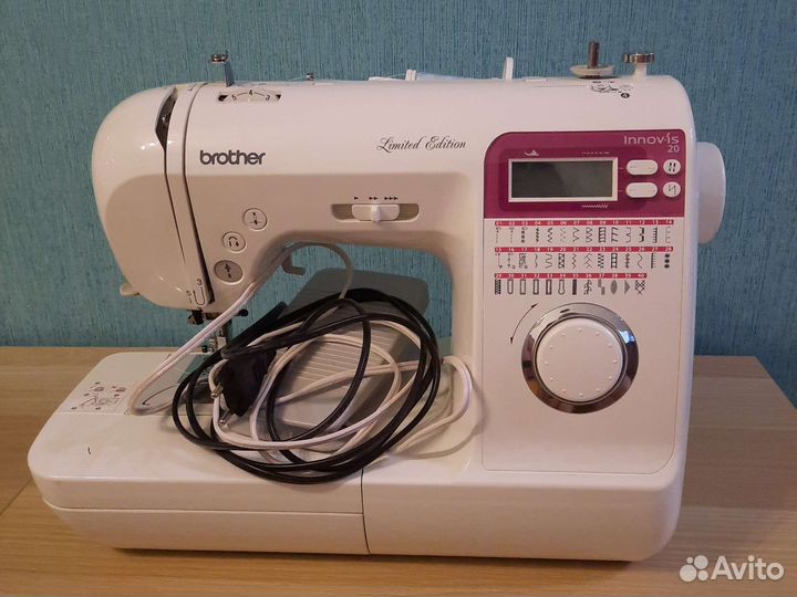Швейная машина Brother nv20