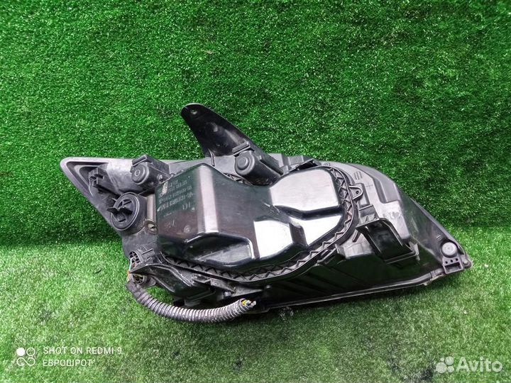 Фара левая Ford Focus 2 (2005-2011)