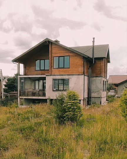 Коттедж 322 м² на участке 18,6 сот.