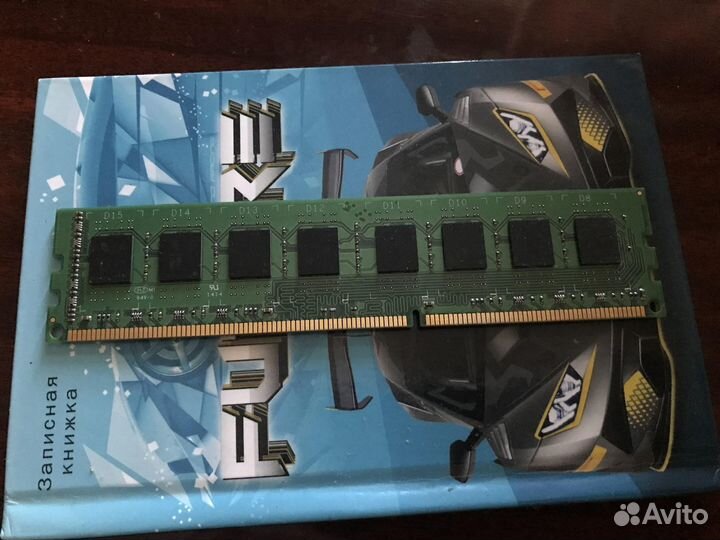 Crucial 4 гб DDR3 1600 мгц dimm CL11