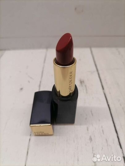 Кремовая помада для моделирования губ estee lauder