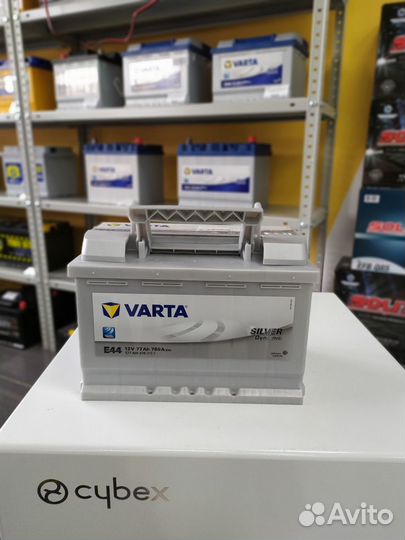 Аккумулятор 77Ah Varta silver 780A E44 обратный