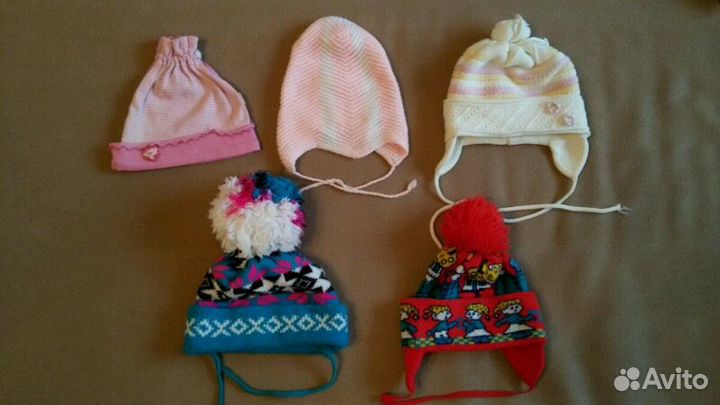 Много шапочек для детей на разный возраст