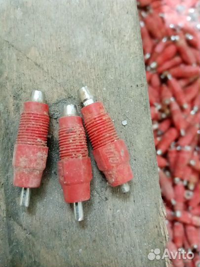 Поилки ниппельные