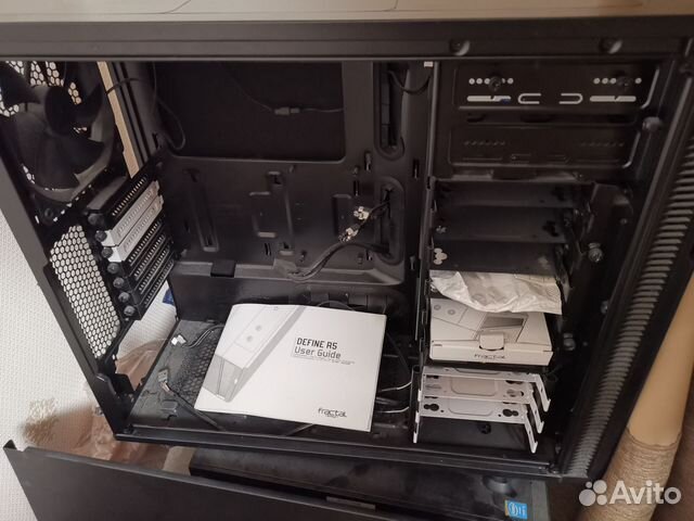 Fractal design define r5 купить в Москве | Электроника | Авито