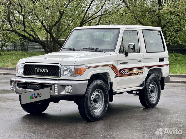 Toyota Land Cruiser 4.0 МТ, 2021, 30 км