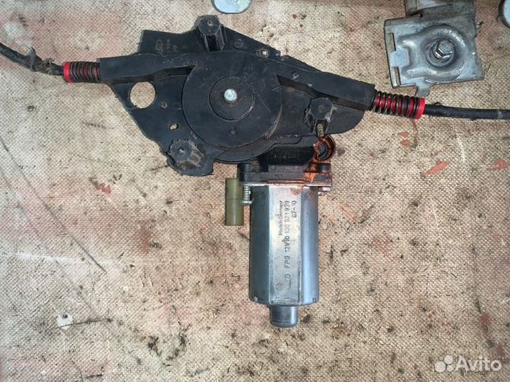 Стеклоподъемник передний левый Ford Fusion CBK