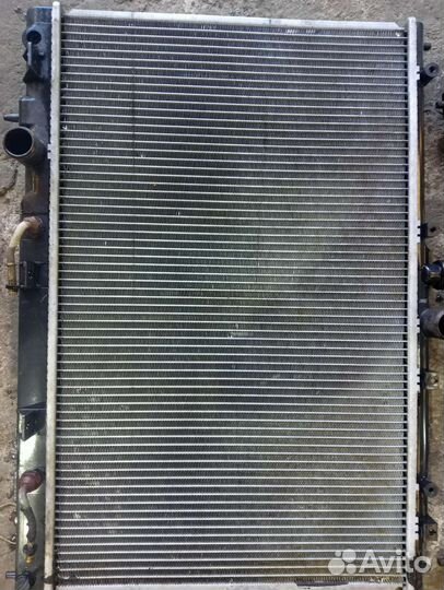 Панель радиатора в сборе outlander mitsubishi 1
