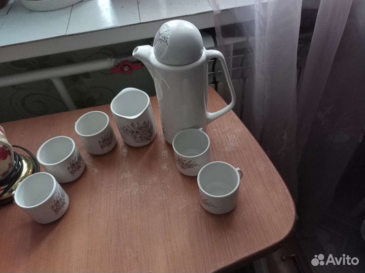 Кофейный сервиз или для детей кружечки