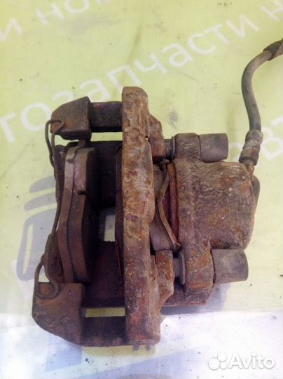 Суппорт передний левый Ford Fiesta MK4 1.3 J4T