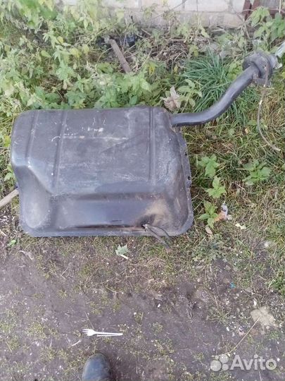 Топливный бак Ауди-80 б.3