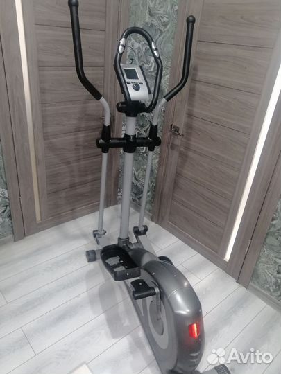 Эллиптический тренажер