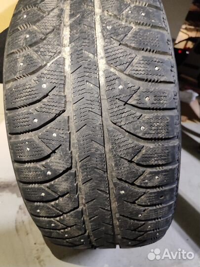 Bridgestone Ice Cruiser 7000 255/50 R19 107