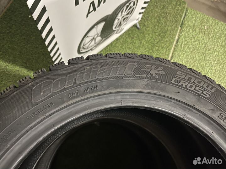 Cordiant Snow Cross 225/45 R17 94T