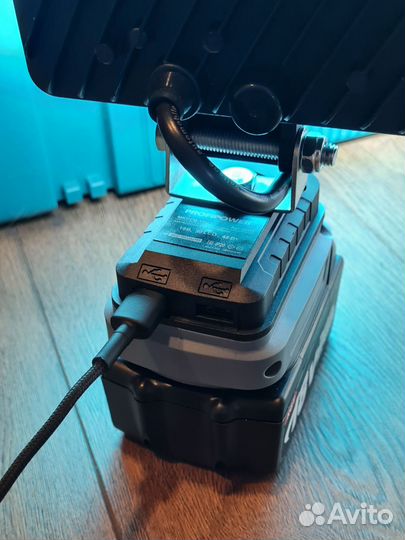 Фонарь светодиодный аккумуляторный