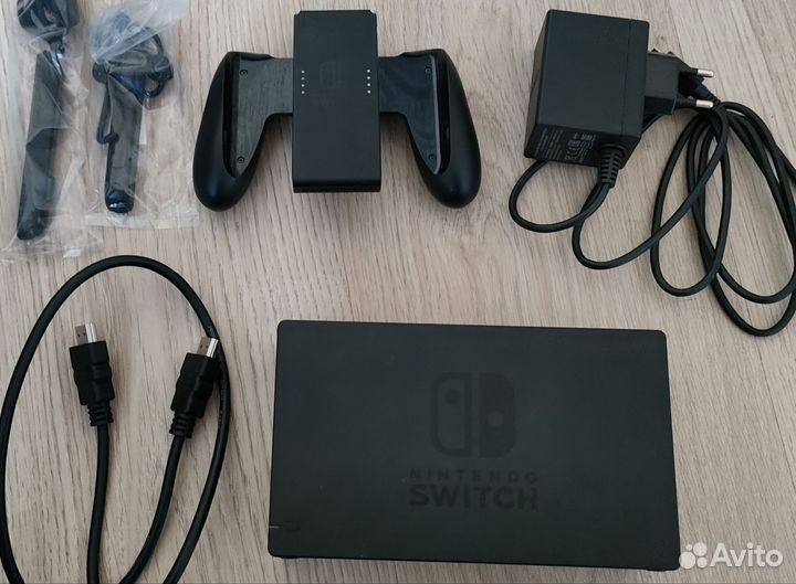 Nintendo Switch прошитый, более 400 игр