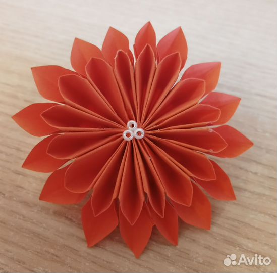 Оригами подарок. Цветочный бутон