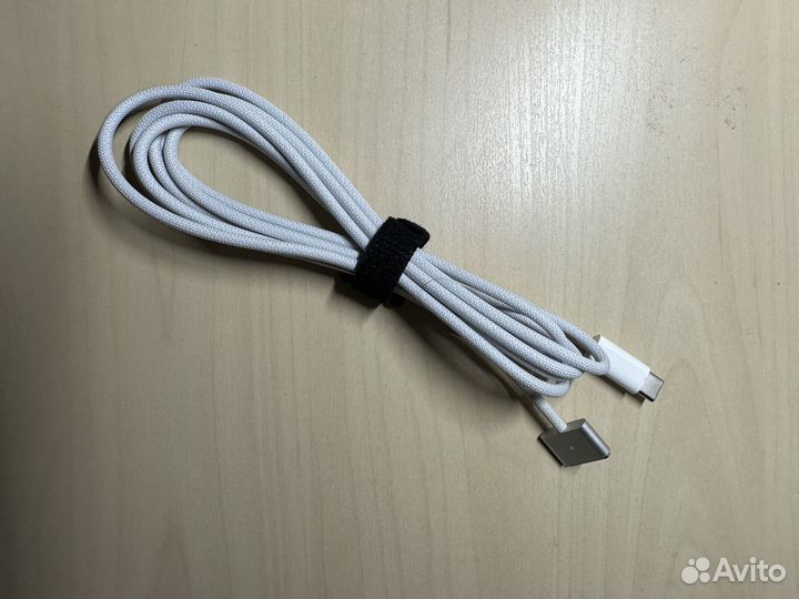 Кабель Apple USB-C Magsafe 3