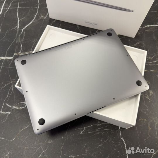 Apple MacBook Air 13