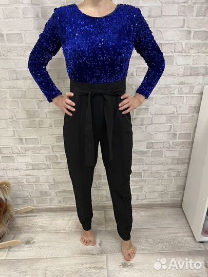 Комбинезон с пайетками