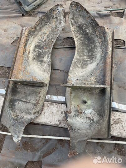 Газ 21 панель зодка багажника в сборе