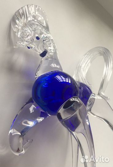 Конь хрустальный