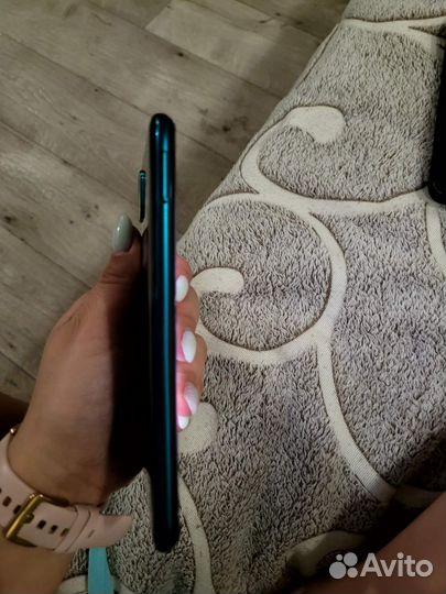 HUAWEI P40 Lite, 6/128 ГБ