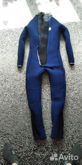 Гидрокостюм