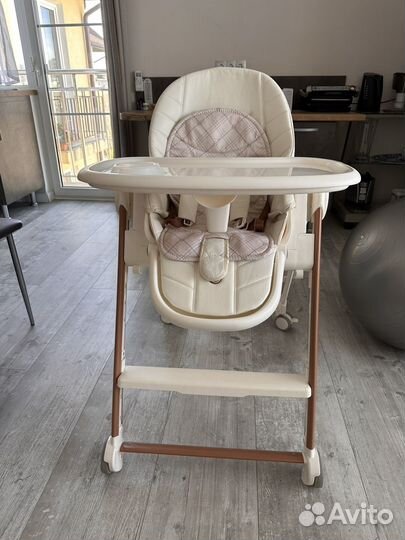 Стульчик для кормления happy baby