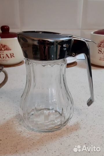 Сахарницадозатор,300г сах.песка, нажимом клавиши