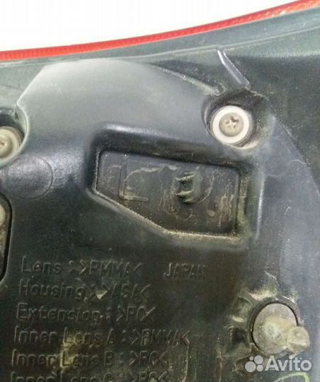 Фонарь задний левый Toyota Land Cruiser 200