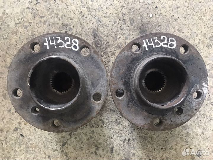 Ступица задняя BMW X5 E53 3,0i 3,0d4,4i 4,6is 4,8i