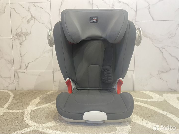 Автокресло britax romer