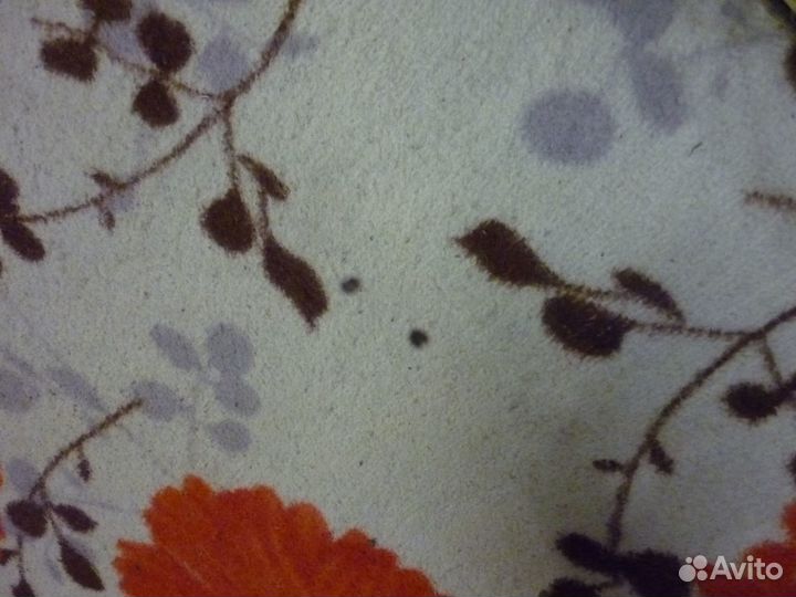 Зеркало овальное, в рамке 70х38 см., б/у