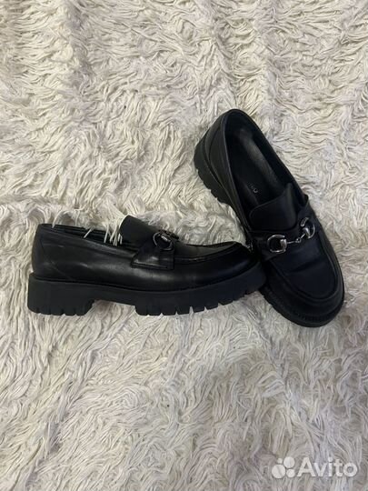 Лоферы женские 38 размер