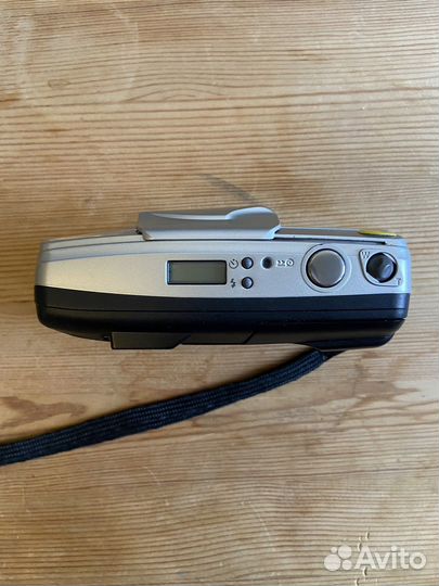 Плёночный фотоаппарат olympus superzoom 70 G