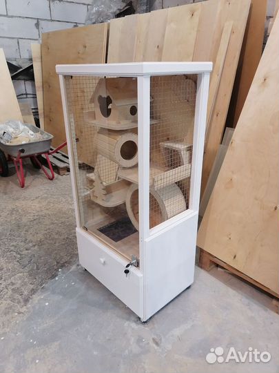 Витрина для шиншилл, клетки, аксессуары