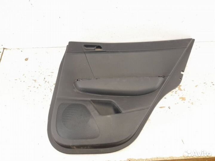 Обшивка двери задняя правая Kia Sportage 4 2016